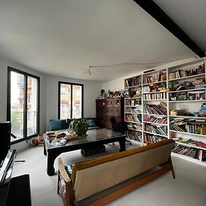 Un Appartement Parisien Atypique - An Atypical Parisian Appartment